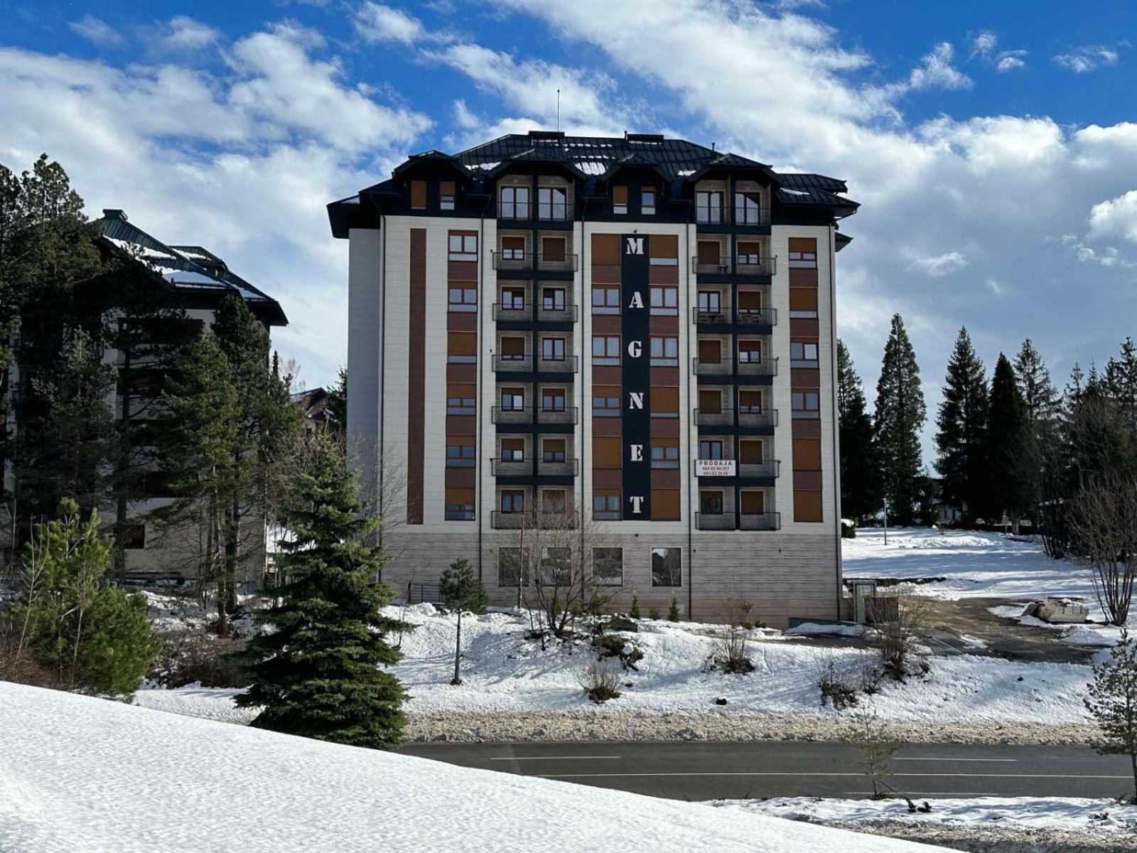 Velika Recepcija Cc Magnet Apart otel Zlatibor Dış mekan fotoğraf