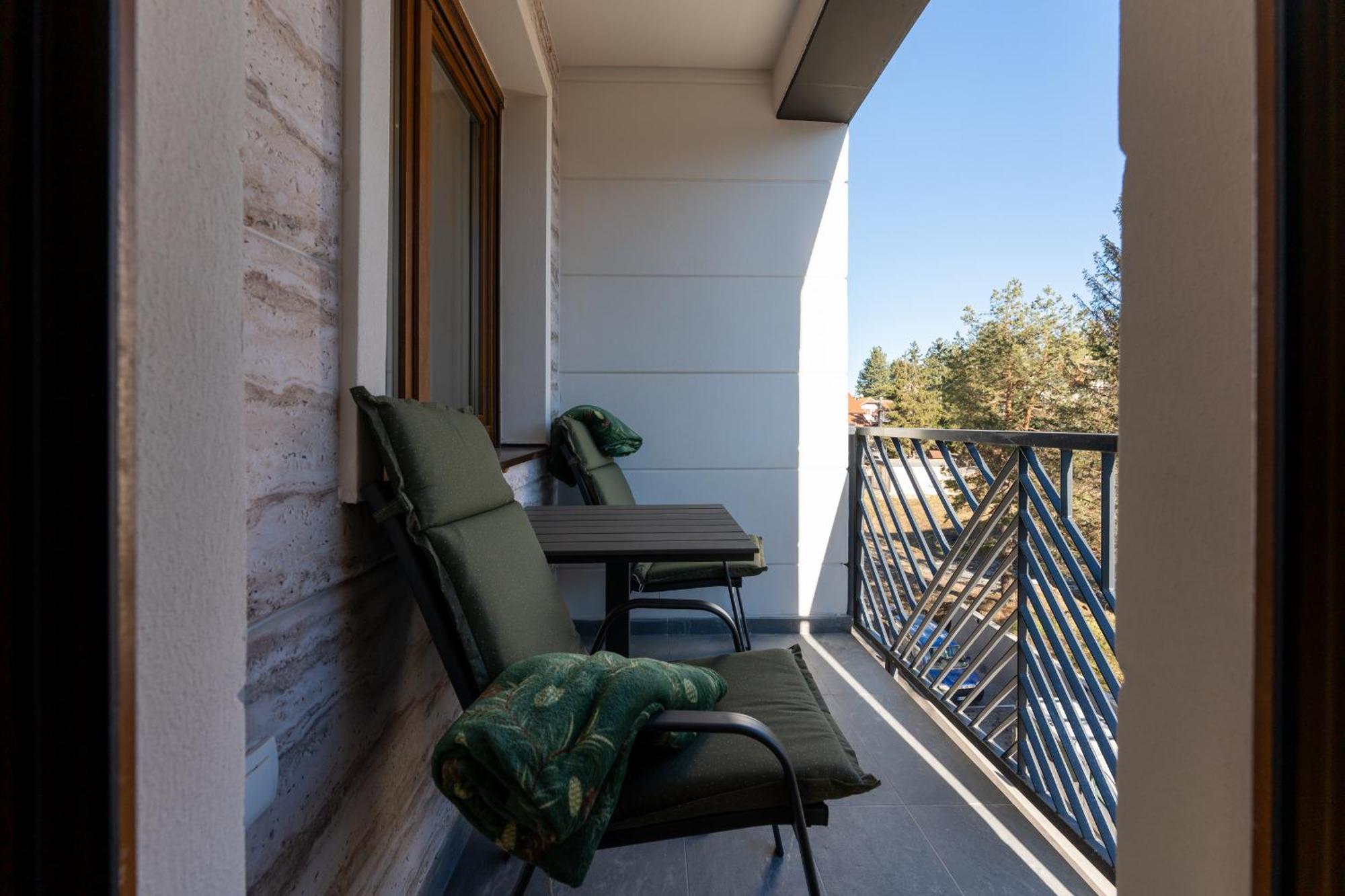 Velika Recepcija Cc Magnet Apart otel Zlatibor Dış mekan fotoğraf