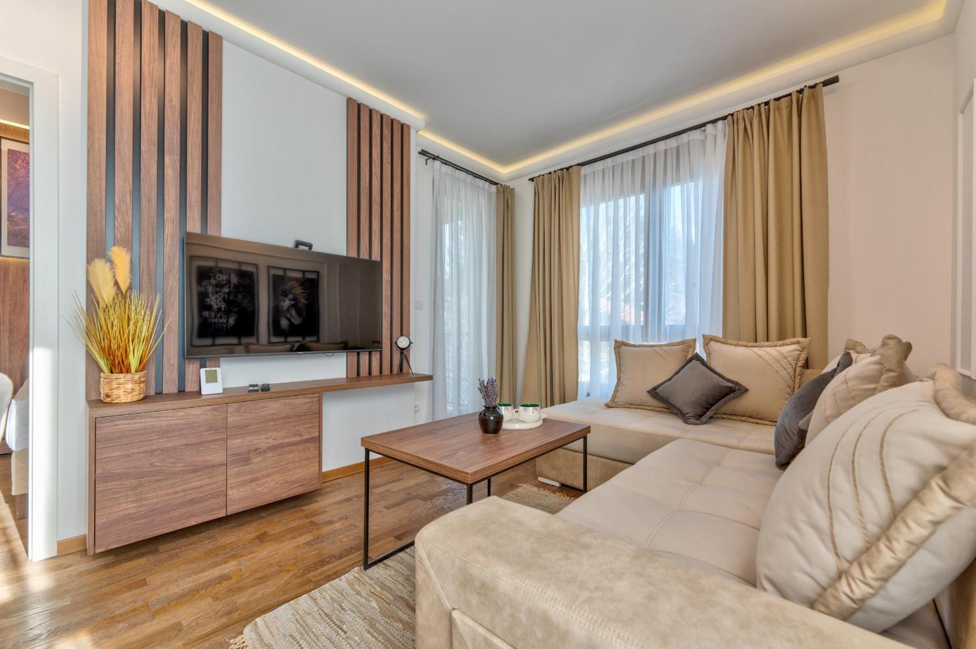 Velika Recepcija Cc Magnet Apart otel Zlatibor Dış mekan fotoğraf